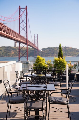 Vila Gale Opera Hotel