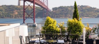 Vila Gale Opera Hotel