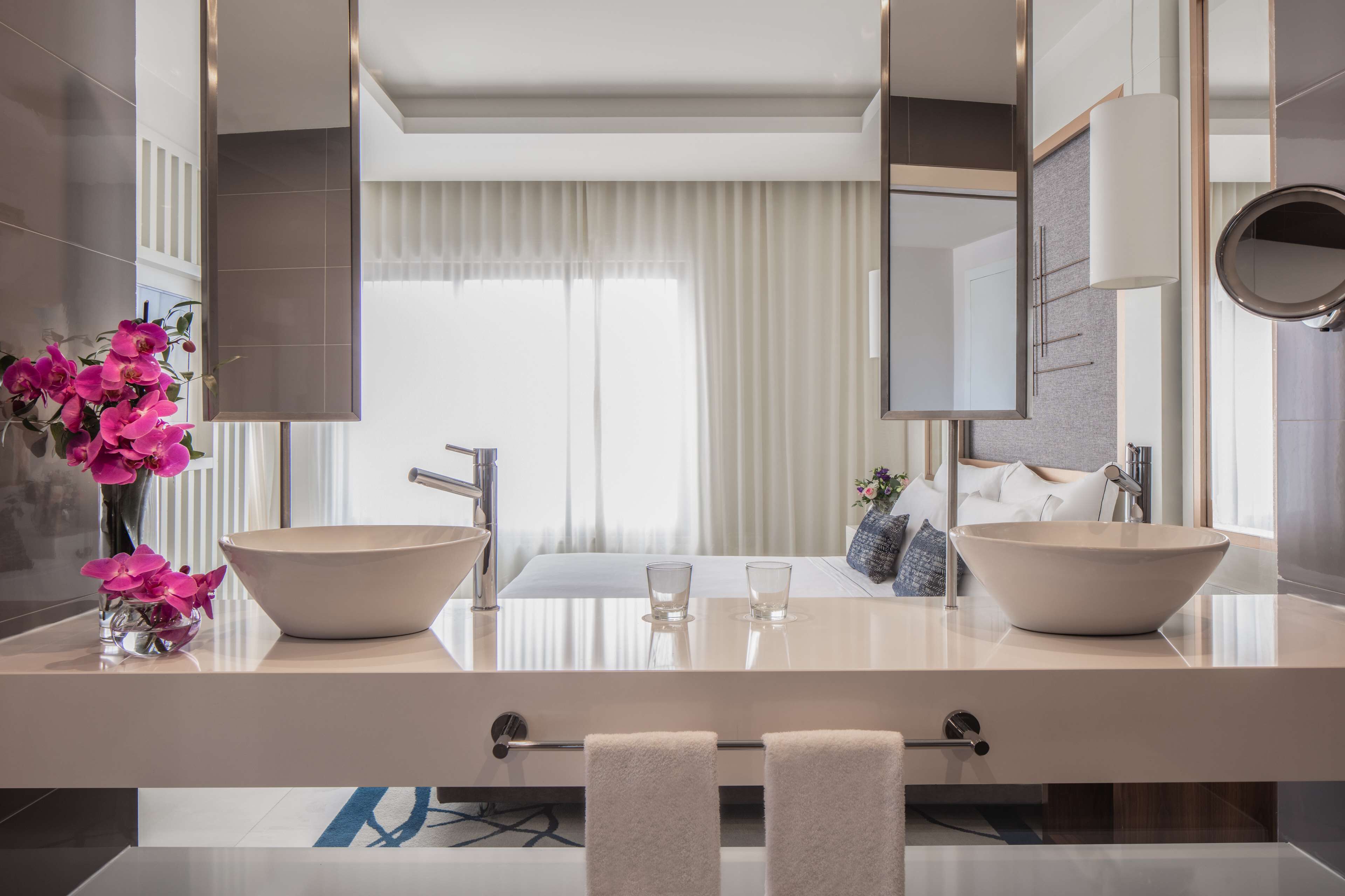 minibar, in-room safe, desk, blackout curtains