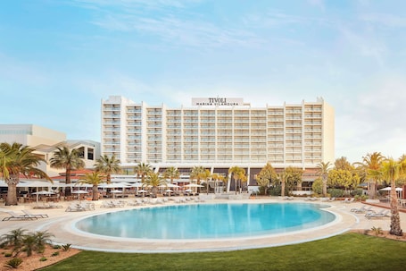 Indoor pool, 2 outdoor pools. Tivoli Marina Vilamoura