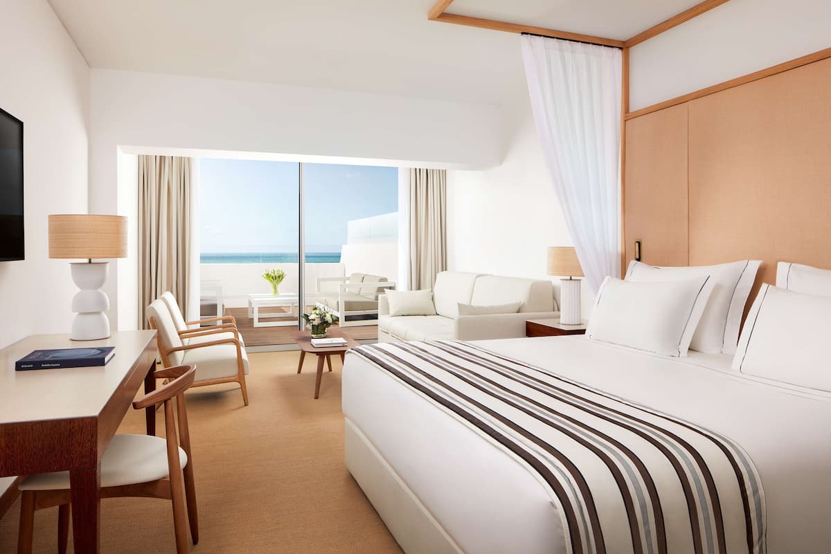 1 bedroom, minibar, in-room safe, desk