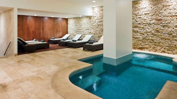 Couples treatment room(s), body treatments, hot stone massages