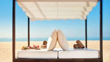 Vlak bij het strand, wit zand