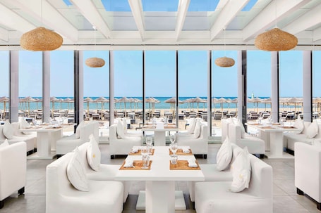 Terrace/patio. Tivoli Marina Vilamoura
