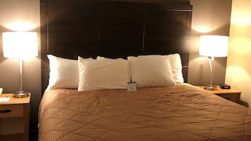 Habitación, 1 cama de matrimonio grande, no fumadores | Escritorio y espacio para trabajar con un portátil
