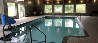 Boarders Inn & Suites by Cobblestone Hotels - Fayette