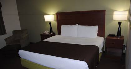 AmericInn by Wyndham Grand Rapids