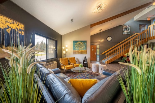 AmericInn by Wyndham Grand Rapids