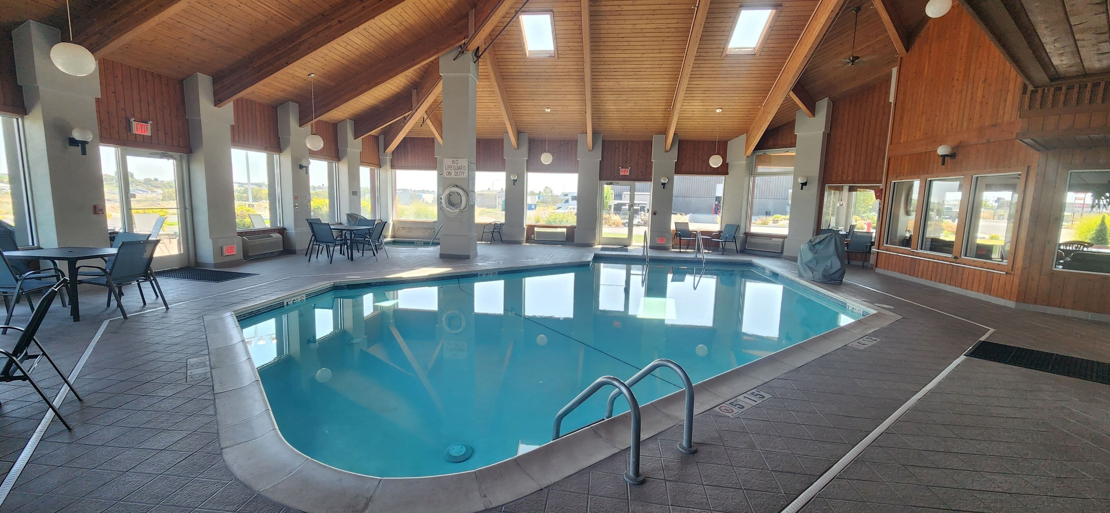indoor pool, open 8:00 am to 10:00 pm, pool loungers