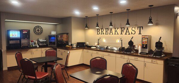 Free daily continental breakfast