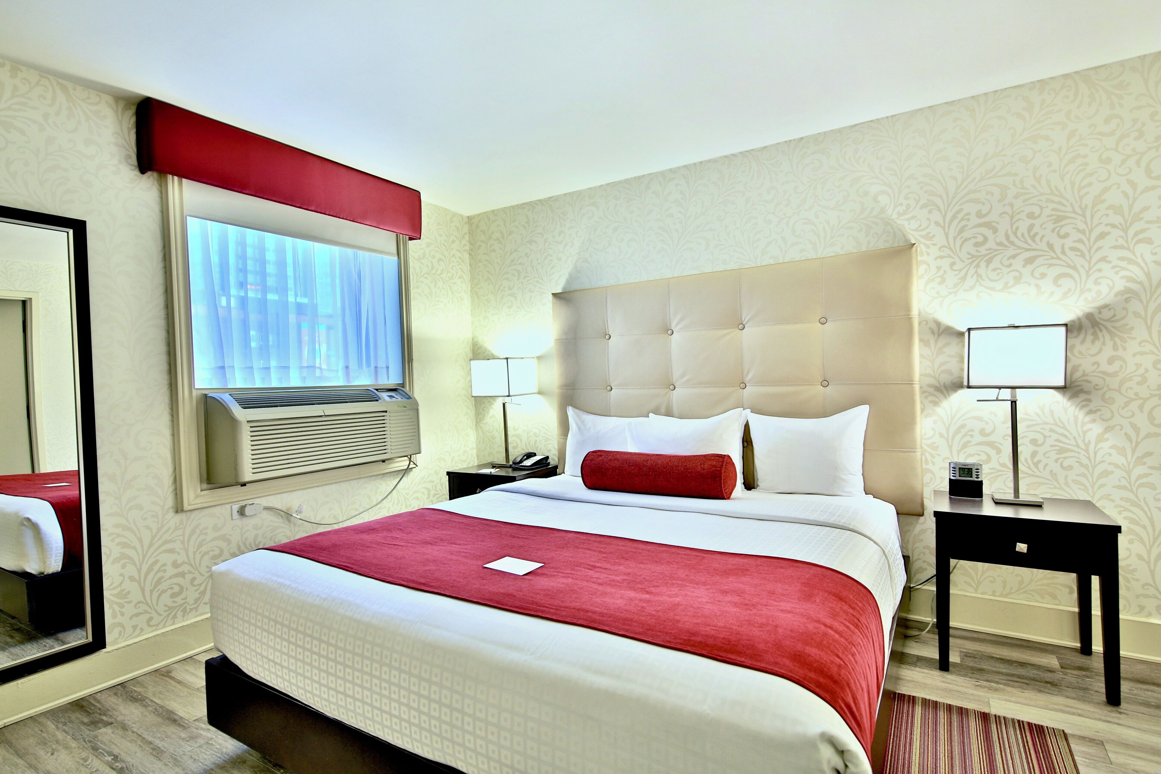 Standard Room, 1 Queen Bed, Non Smoking