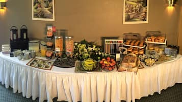 Gratis kontinental frukost varje dag