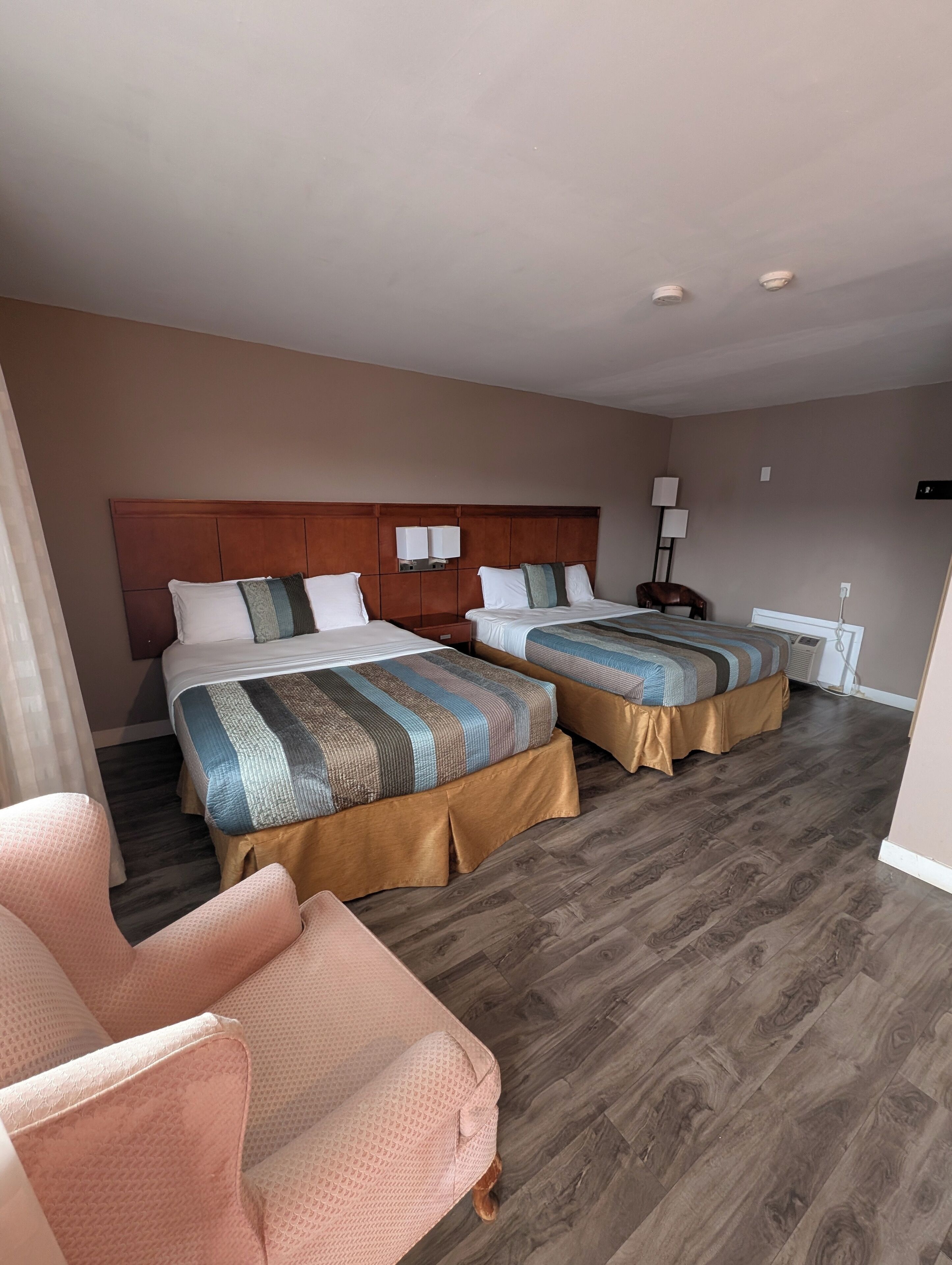 Photo - 7 Nights Stay