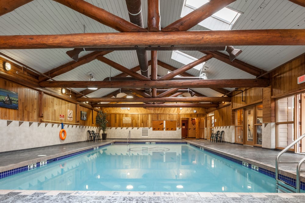 Tigh-Na-Mara Seaside Spa Resort