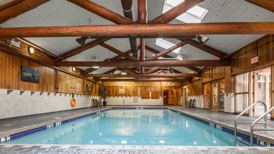 Tigh-Na-Mara Seaside Spa Resort