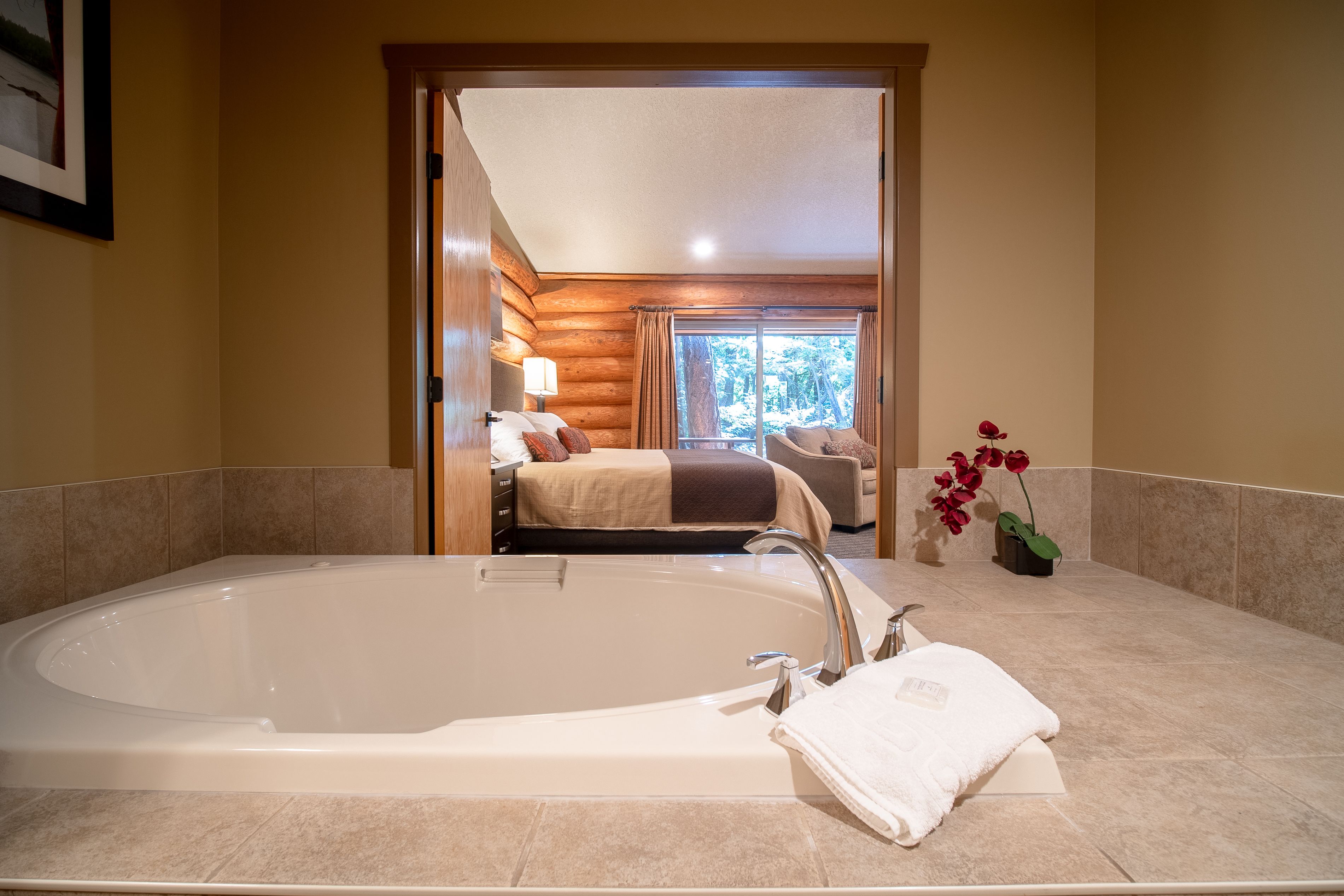 bungalow, jetted tub | private spa tub