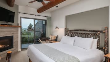 Standard Studio, Ocean View | Premium bedding, pillowtop beds, desk, blackout drapes