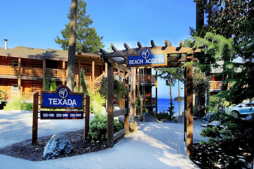 Tigh-Na-Mara Seaside Spa Resort