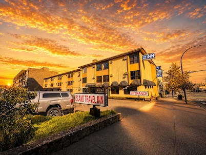 Island Travel Inn