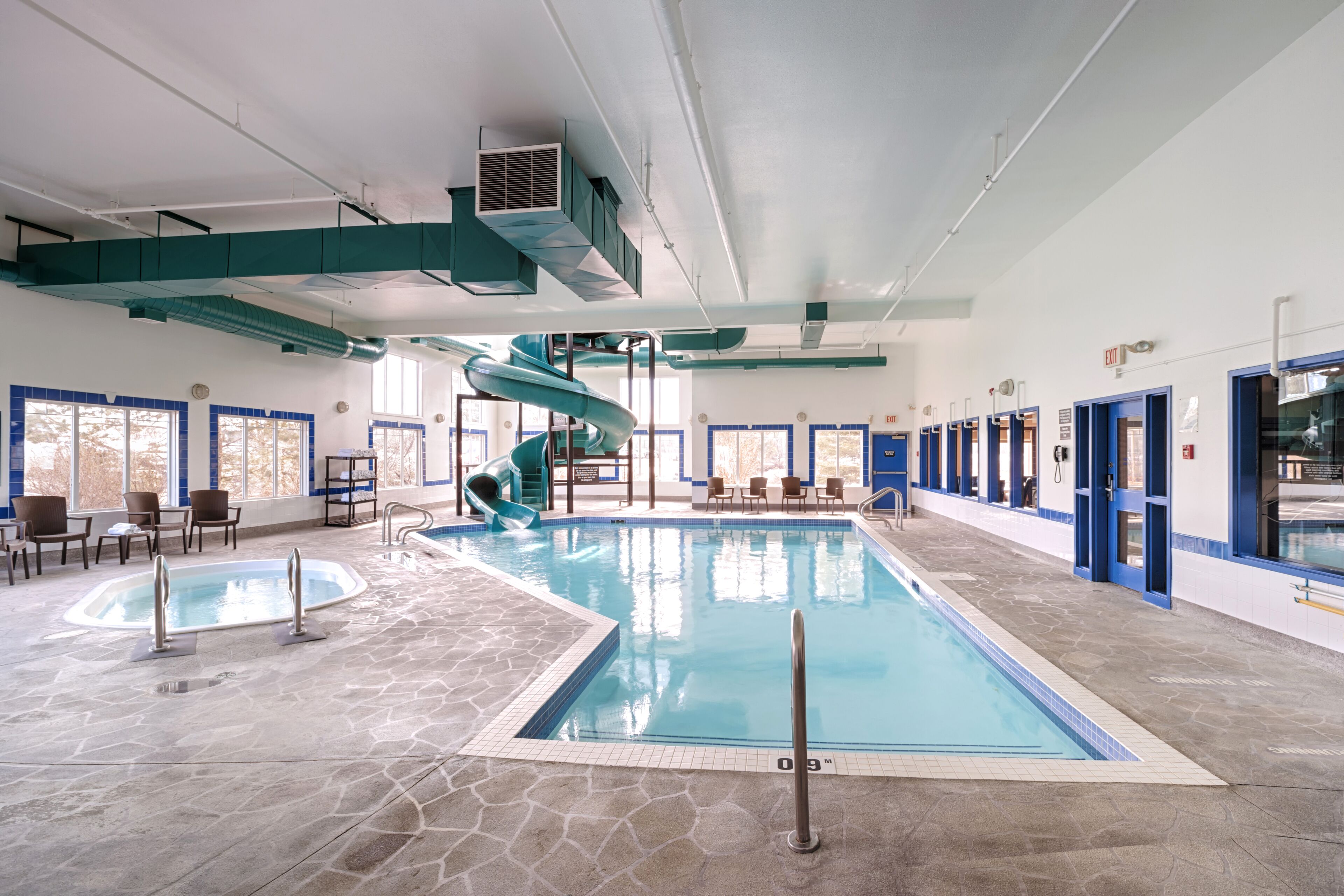 indoor pool, pool loungers