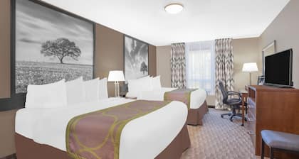 Super 8 by Wyndham Athabasca AB