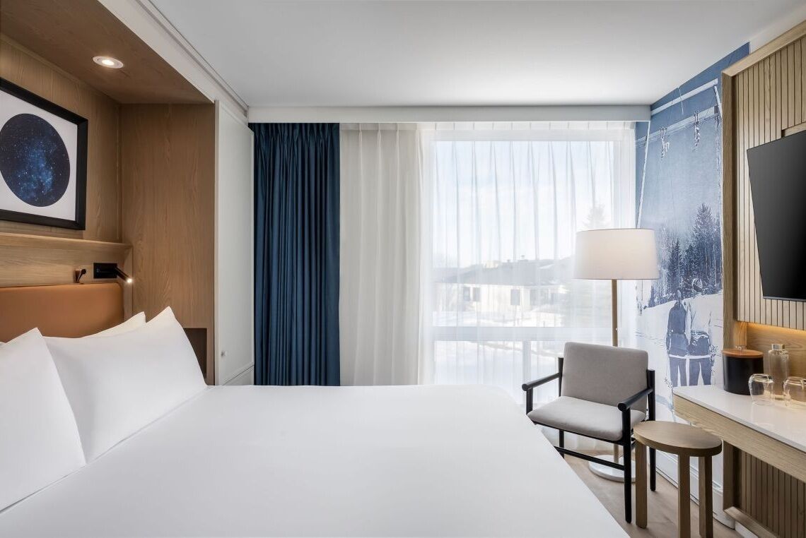 Room, 1 King Bed, Courtyard View