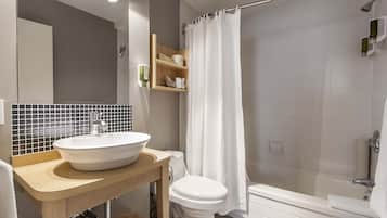 Shower, free toiletries, hair dryer, bathrobes