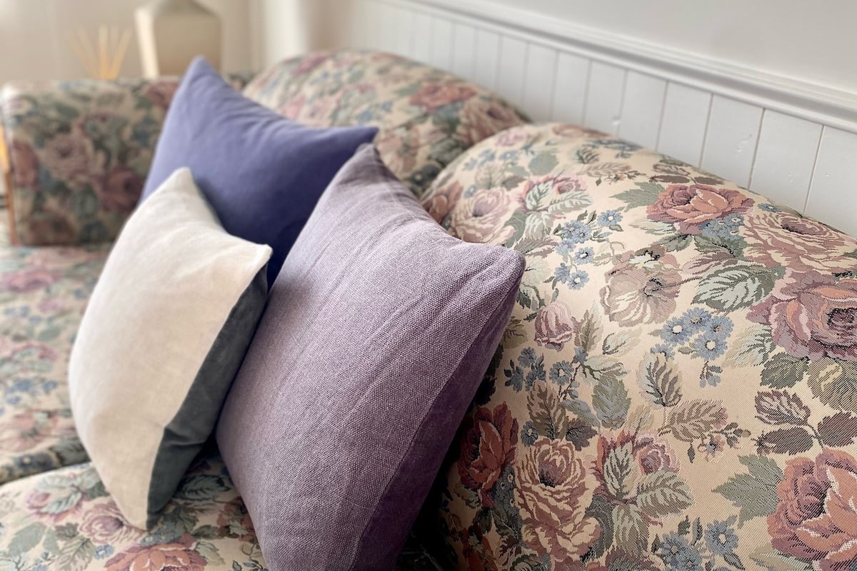 apartment, 1 queen bed, kitchen | living area | flat-screen tv