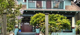 A Suite at Kitsilano Cottage