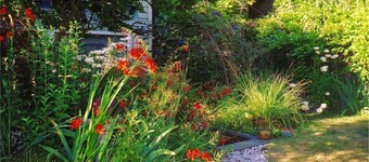 A Suite at Kitsilano Cottage