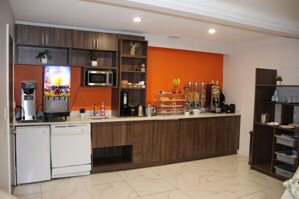 Ókeypis evrópskur morgunverður daglega