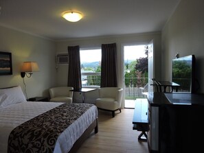 룸, 퀸사이즈침대 1개, 발코니 | 다리미/다리미판, 무료 WiFi, 침대 시트