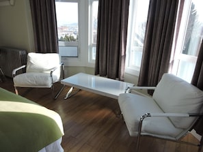 Phòng Suite Deluxe | Tiện nghi tại phòng