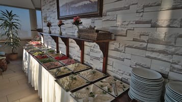 Gratis morgenmadsbuffet hver dag