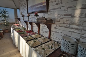Tägliches inbegriffenes Frühstücksbuffet