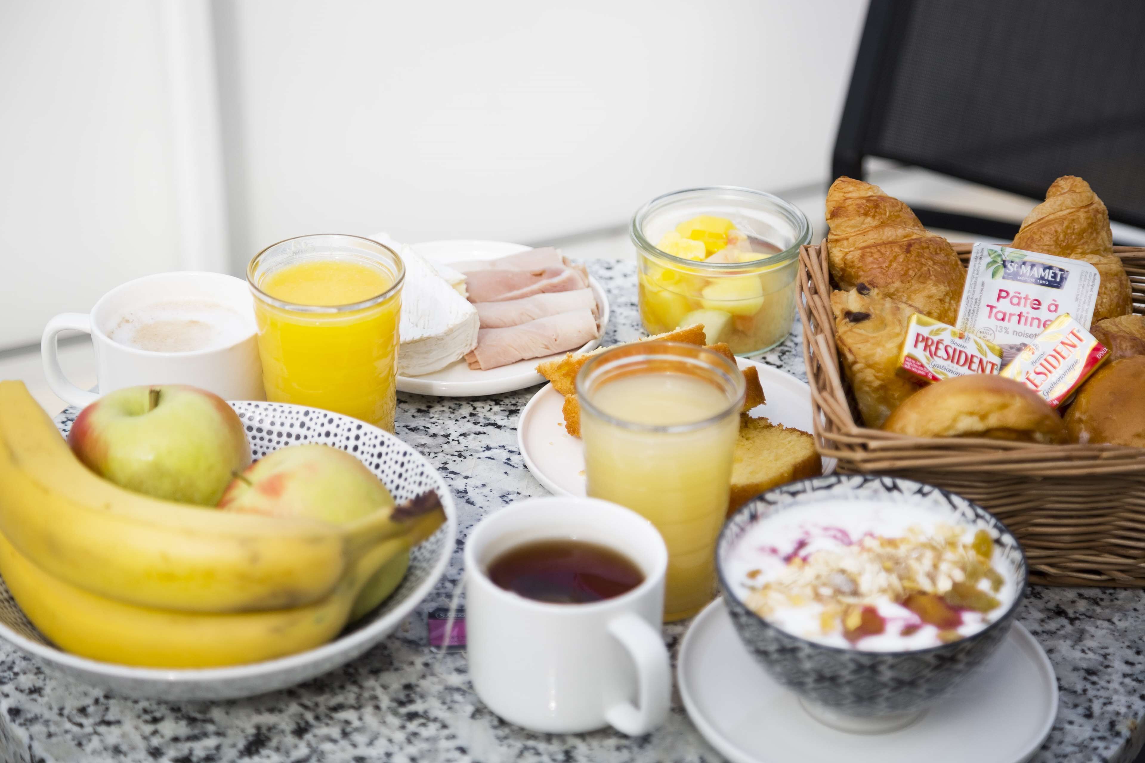 Photo - Hotel Bootcamp by HappyCulture