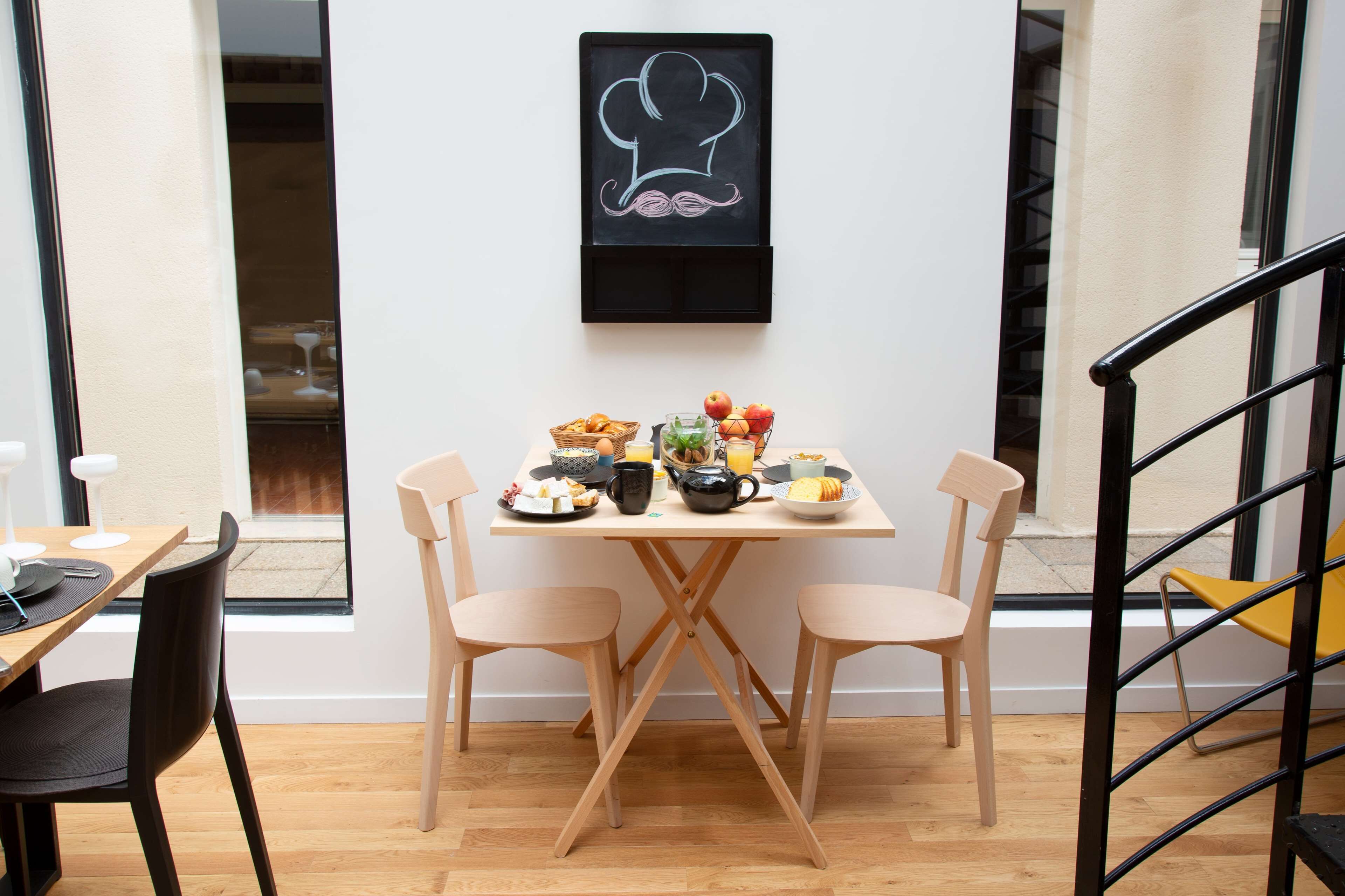 daily buffet breakfast (eur 14 per person)