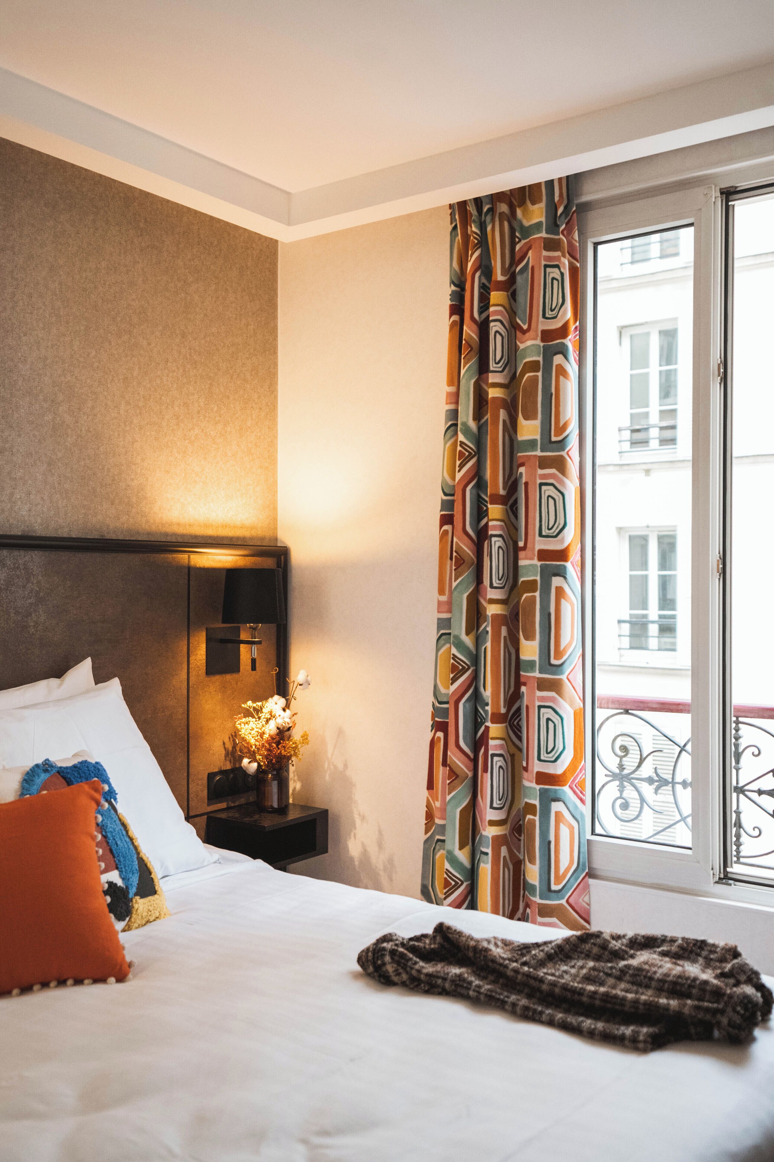 Premium bedding, in-room safe, desk, blackout curtains