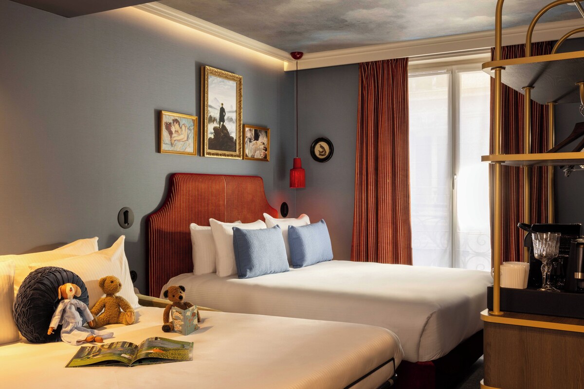 Family Quadruple Room | Premium bedding, desk, blackout drapes, iron/ironing board (on request)