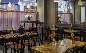 Kontinental frokost hver dag (mot et tillegg)