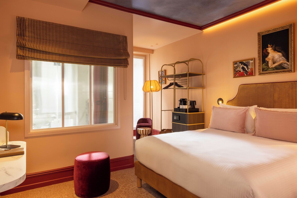 Superior Room, Balcony | Premium bedding, desk, blackout drapes, iron/ironing board (on request)