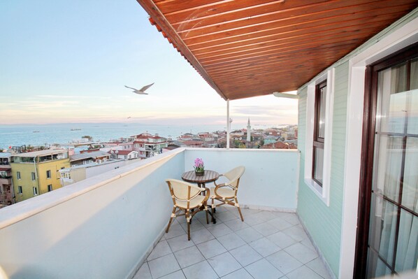 Habitación estándar, vistas al mar (Non Smoking) | Balcón