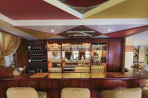 Bar (in der Unterkunft)