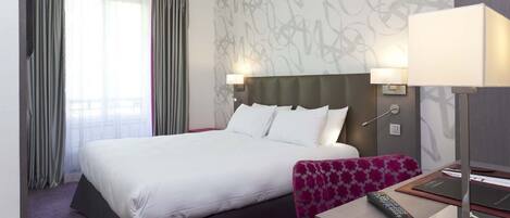 Double Room | Premium bedding, minibar, in-room safe, blackout curtains