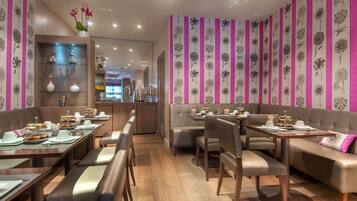 Daily buffet breakfast (EUR 21 per person)