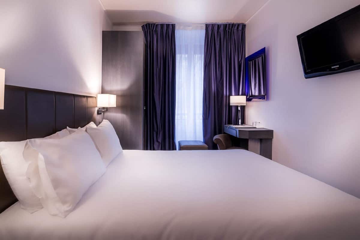 Premium bedding, minibar, in-room safe, blackout drapes