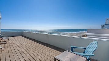 Suite, 1 cama King size, para no fumadores, vista al océano (Romantic, Balcony) | Escritorio y espacio para trabajar con laptop
