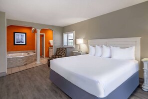 Premium Room, 1 King Bed, Non Smoking, Ocean View (Balcony) - The Sandbar Hotel, Trademark Collection by Wyndham (Myrtle Beach)