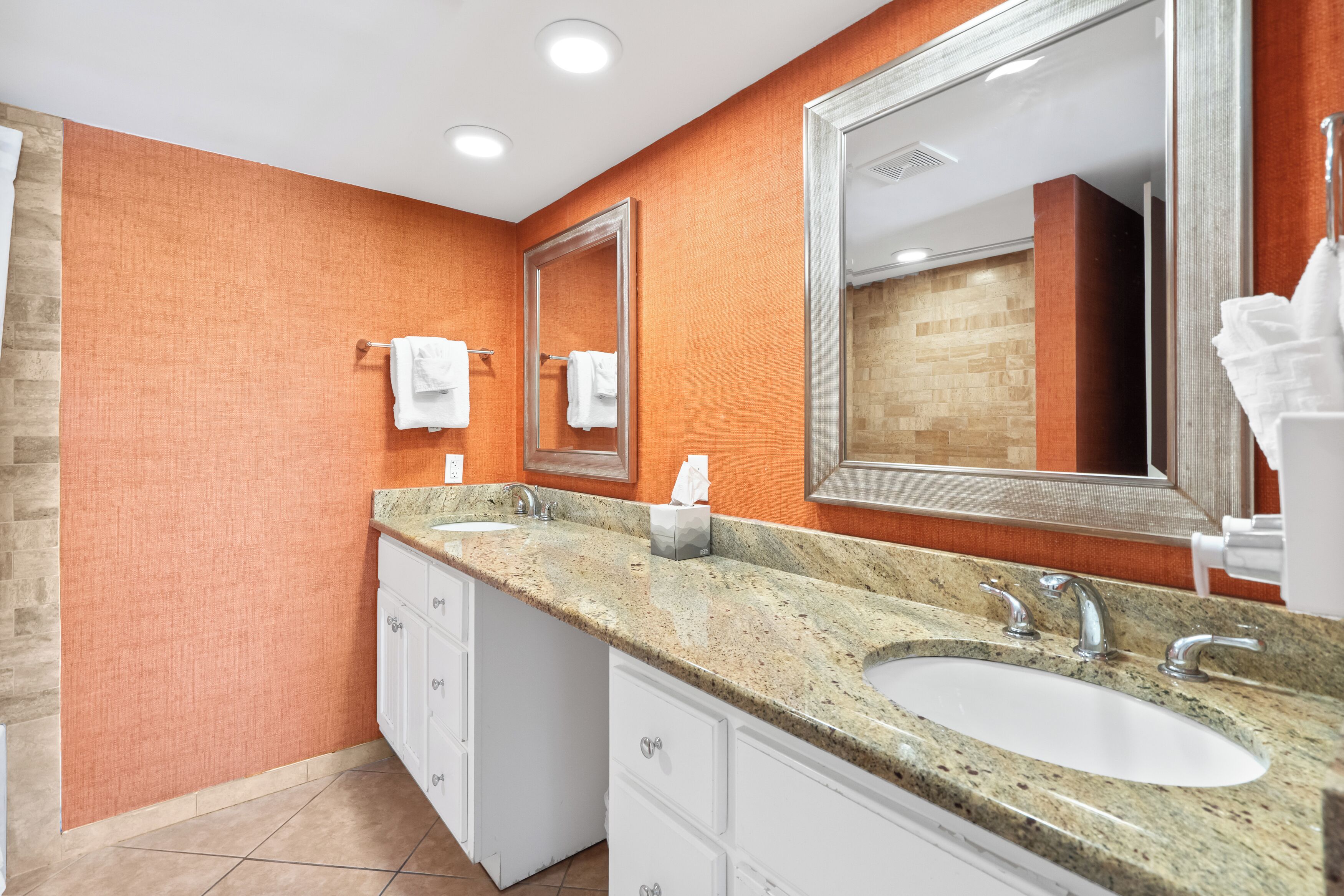 comfort suite, multiple beds, non smoking (couple's) | bathroom | combined shower/bathtub, hair dryer, towels