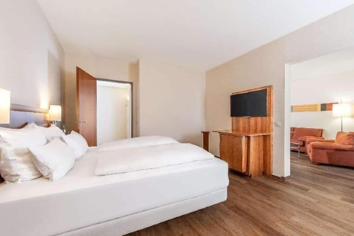 Literie de qualité supérieure, surmatelas, minibar